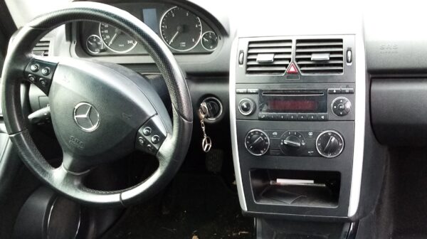 Πρόσοψη Μεταφοράς Κλιματισμού Για Mercedes A Class W169 / B Class W245 - Image 3